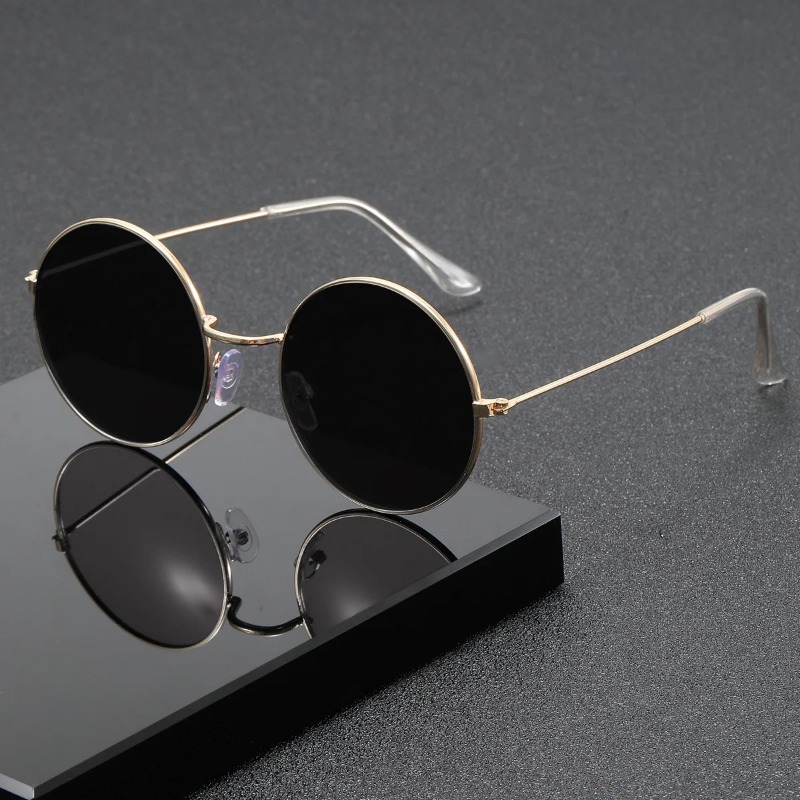 Retro Men Punk Style Sunglasse - Metal Photo Panel recensione e prezzo