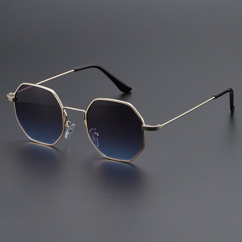 Sexy Small Square Sunglasses W - Metal Photo Panel recensione e prezzo