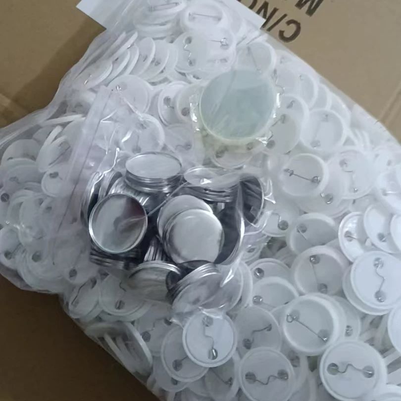 200set 25mm 32mm 37mm 44mm 58m - Button Badge Blank recensione e prezzo